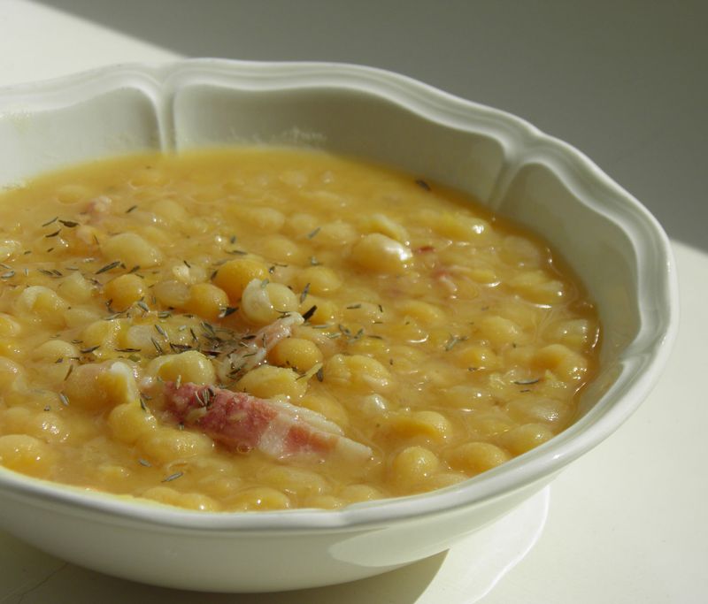 Ärtsoppa (Yellow Pea Soup)