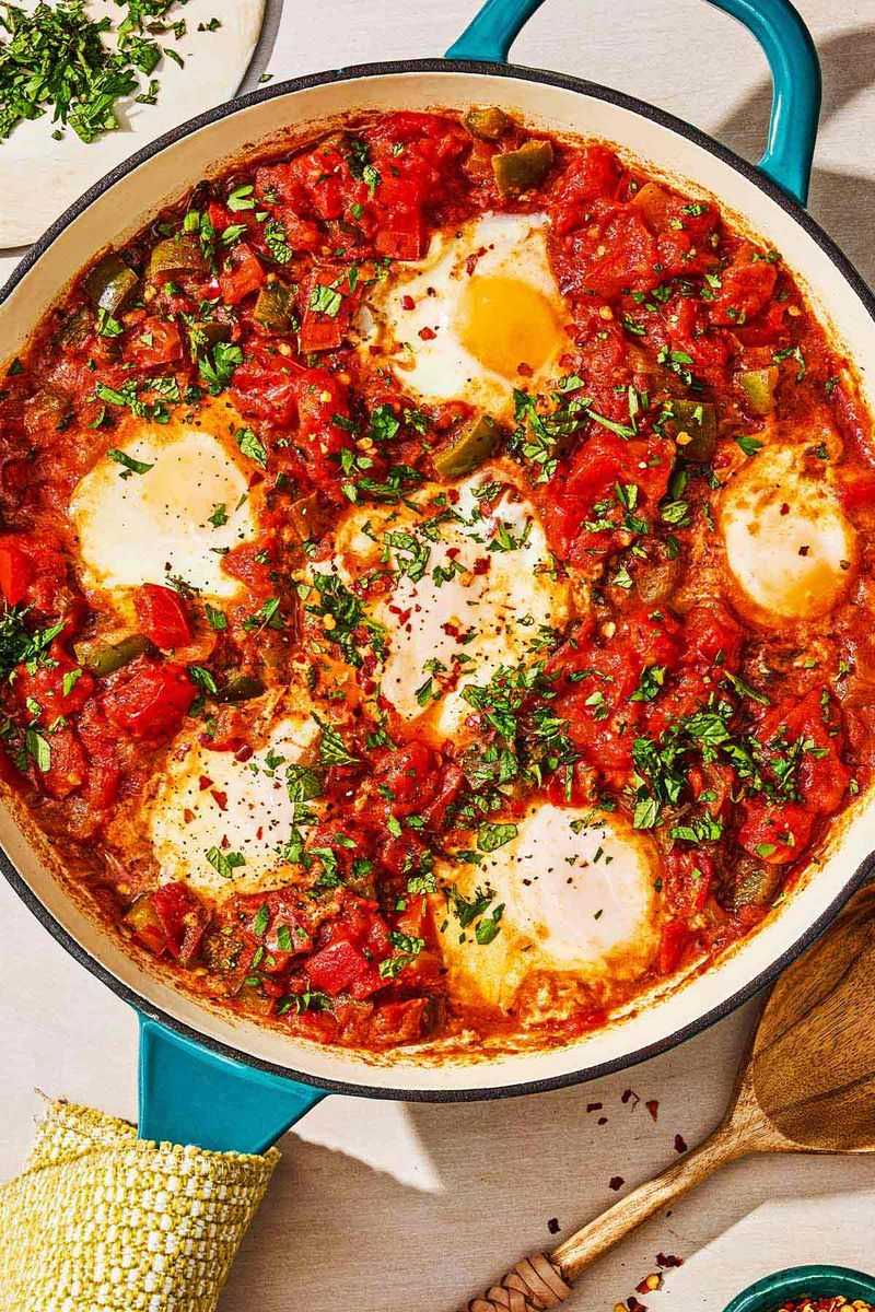 Shakshuka Using That Half Can of Tomatoes