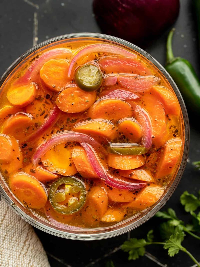 Spicy Pickled Carrots