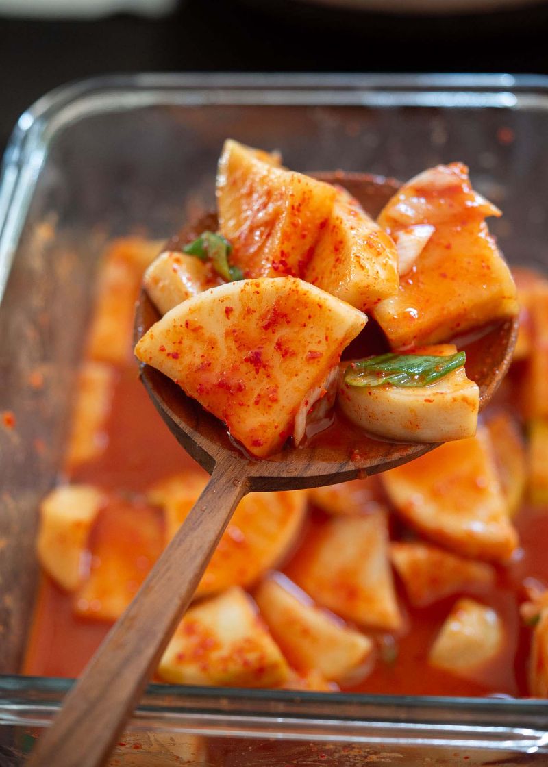 Korean Radish Kimchi Salad (Kkakdugi Style)