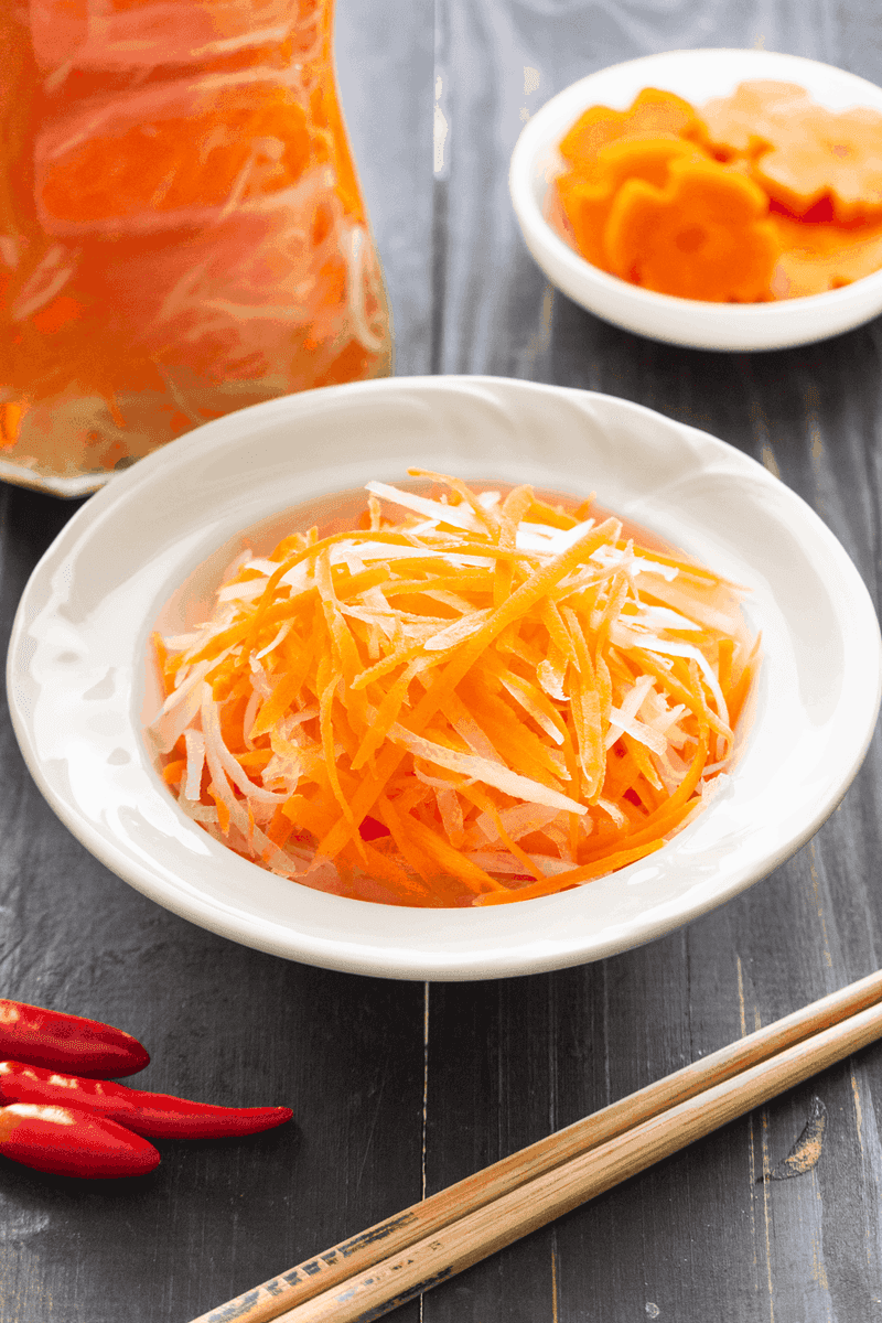 Vietnamese Radish and Carrot Pickle Salad (Do Chua)