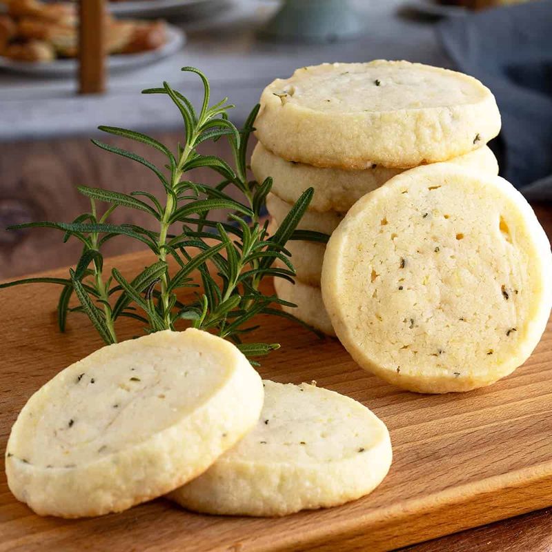 Rosemary Shortbread Cookies