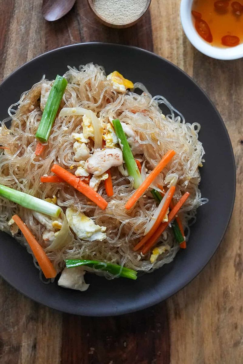Pad Woon Sen (Glass Noodle Stir-Fry)