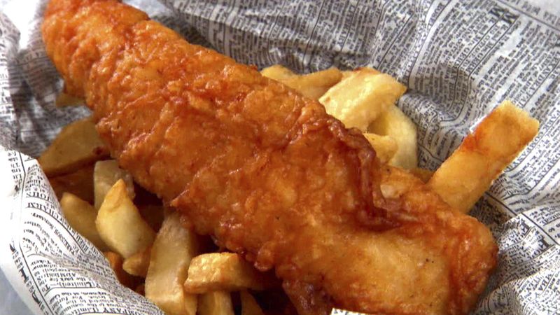Chips: Fork or Fingers?