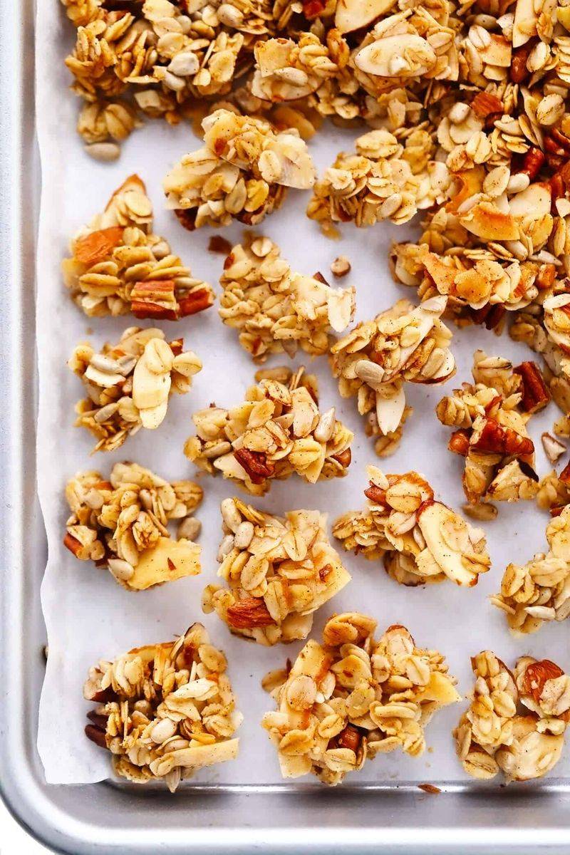 Homemade Granola Clusters