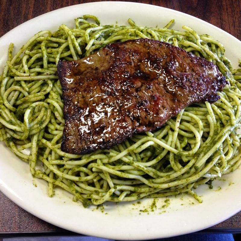 Peruvian Tallarin Verde (Green Noodles)