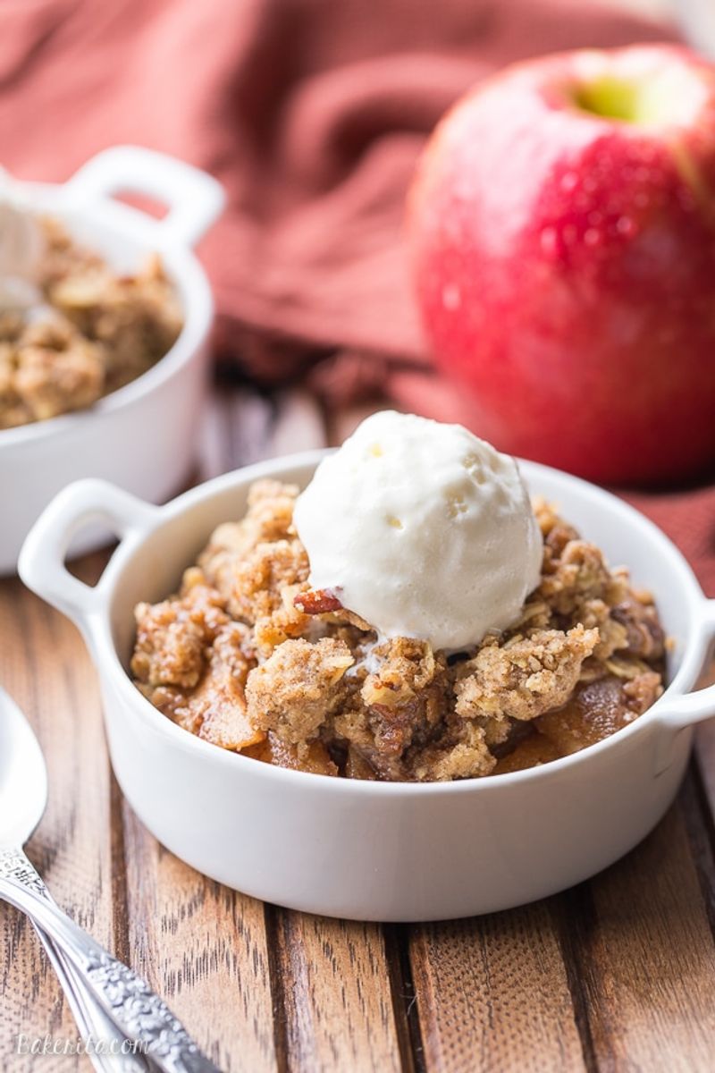 Apple Crisp with Oat Topping