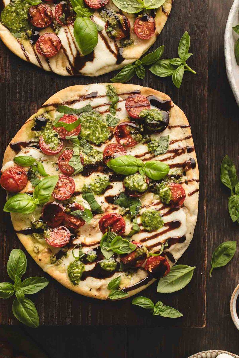 Sheet Pan Caprese Flatbread