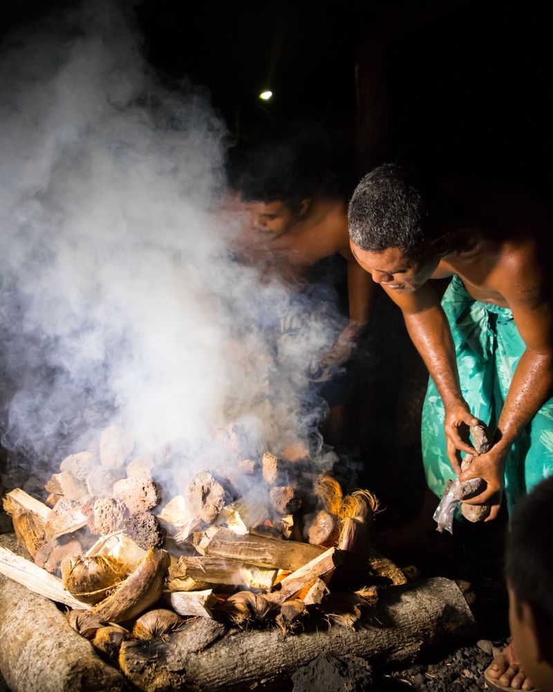 Tunu Fish (Polynesian Hot Stone Grilling)