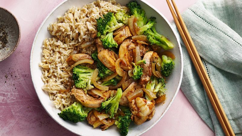 Chicken and Vegetable Stir-Fry with Brown Rice