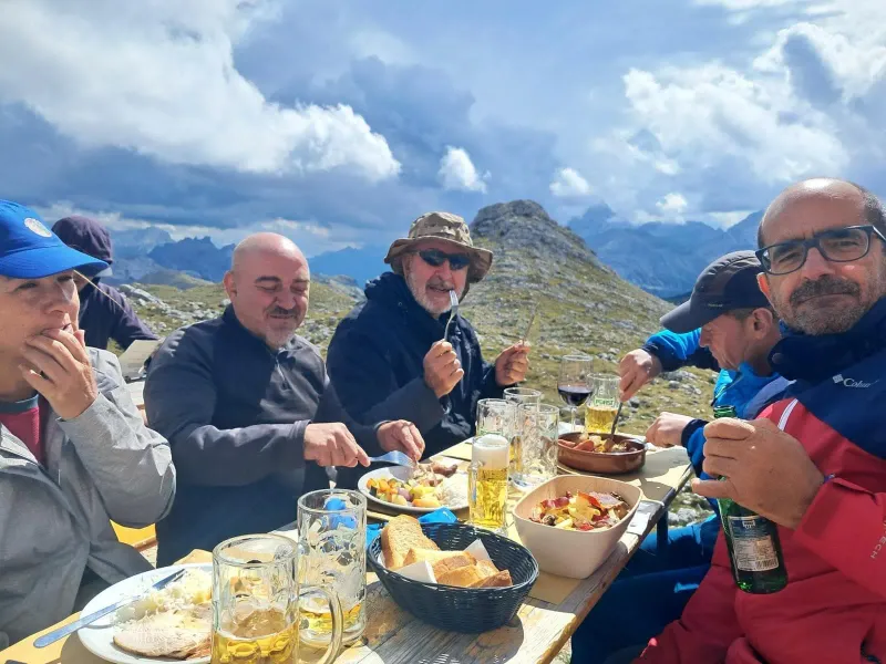 Eggs on Stone (Alpine Shepherd Tradition)