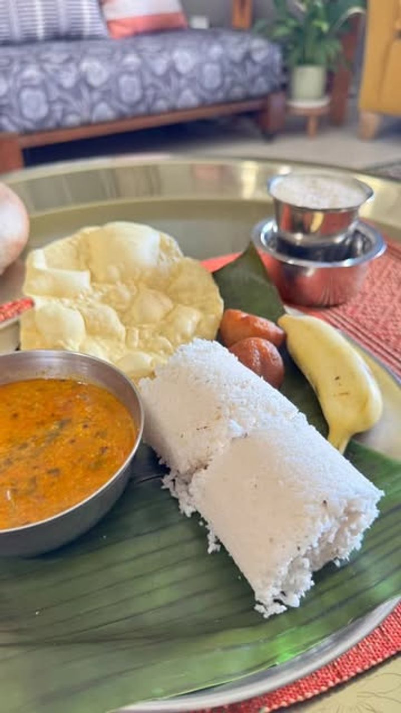 Puttu (Kerala Steamed Rice Cylinders)