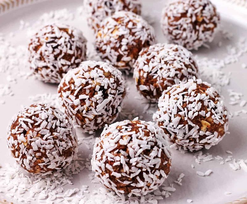 Date and Coconut Sticky Balls