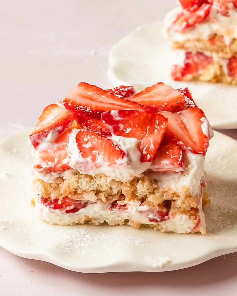 Strawberry Tiramisu Cake