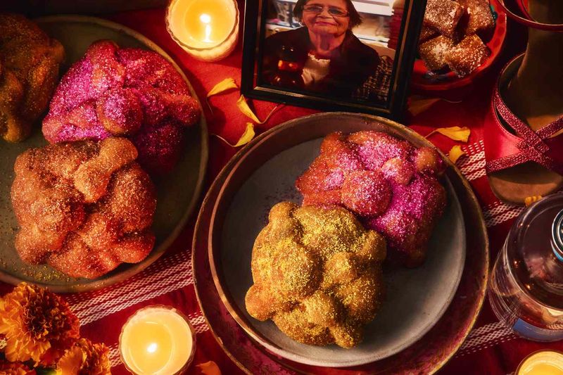 Mexico's Day of the Dead Altar Food Offerings