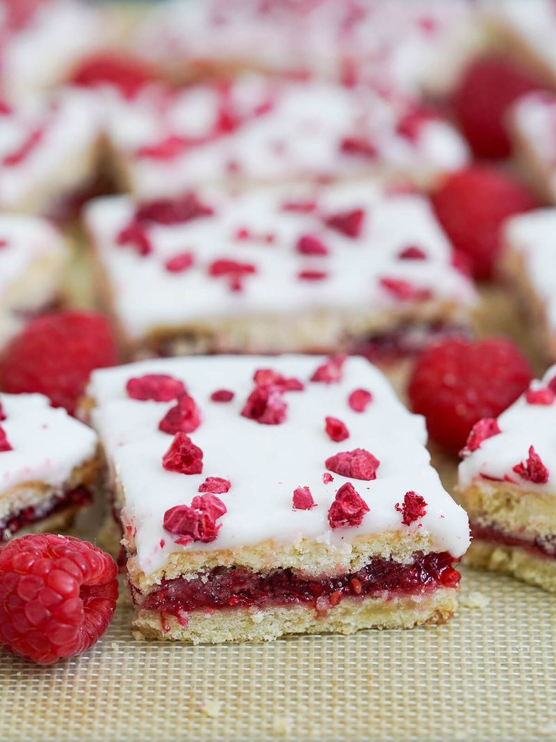 Danish Hindbærsnitter (Raspberry Slices)