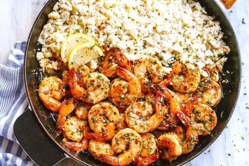 Garlic Shrimp Cauliflower Rice