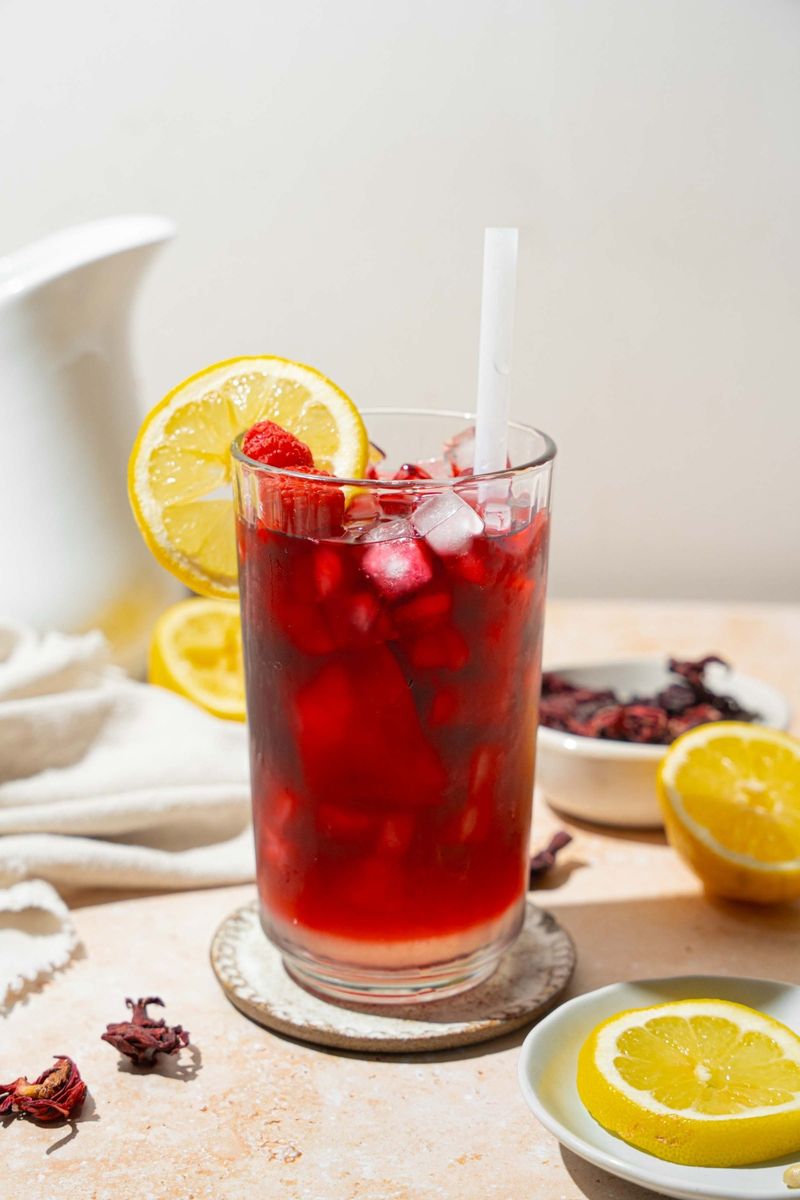 Lemon Pepper Nuggets with Hibiscus Iced Tea
