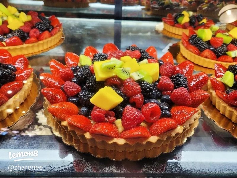 Whole Foods Bakery Fruit Tart