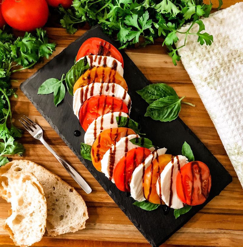 Caprese Salad with Crusty Bread