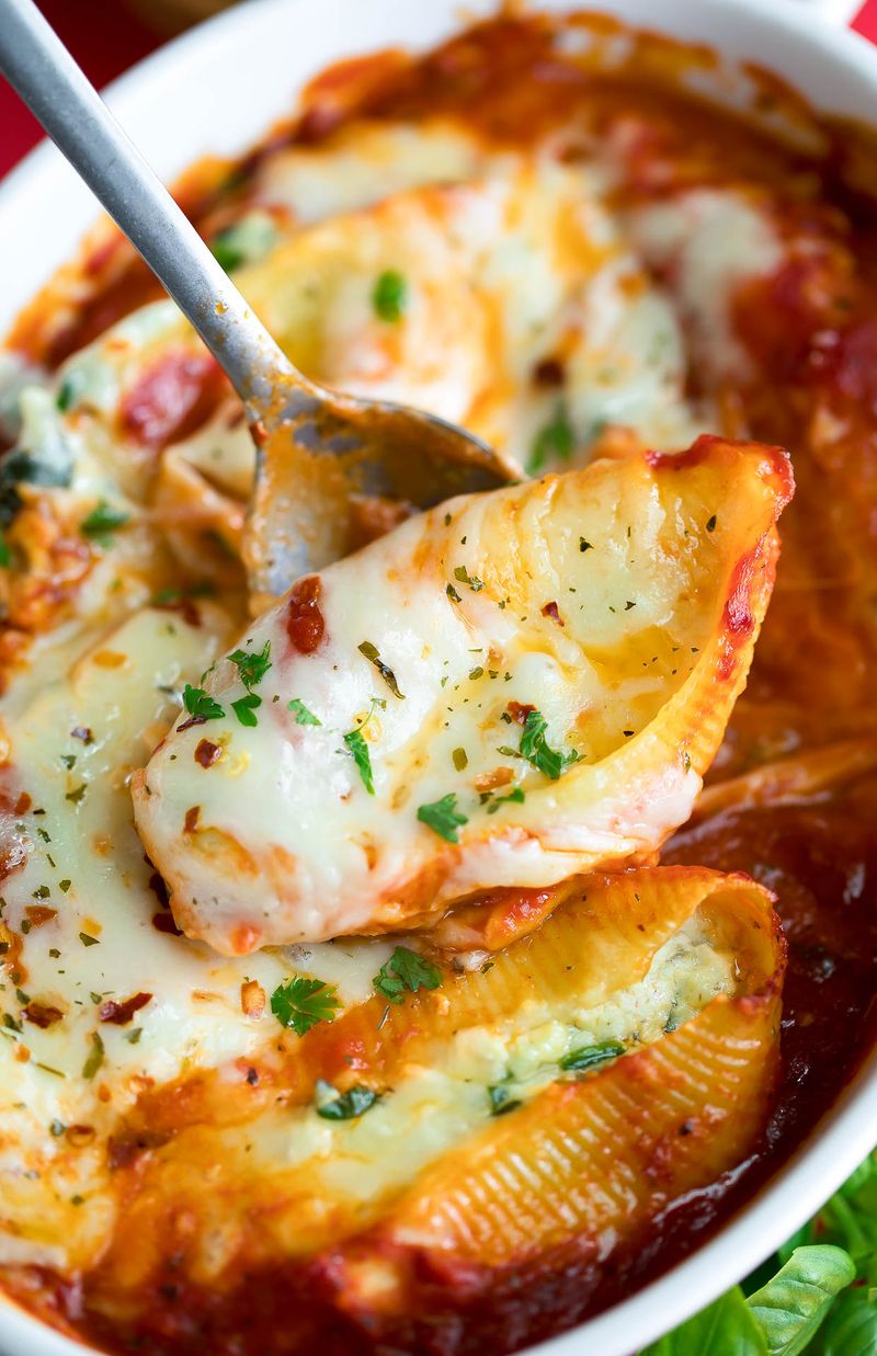 Creamy Turkey and Spinach Stuffed Shells