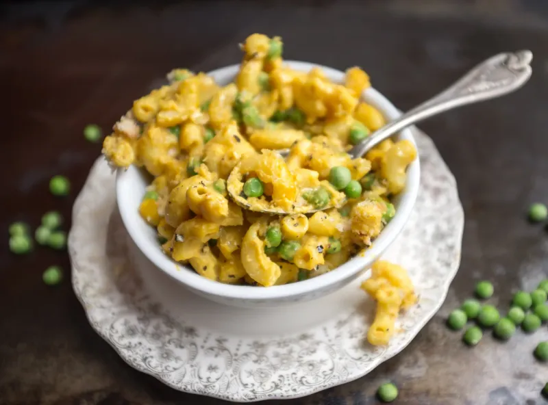 Mac and Cheese with Peas