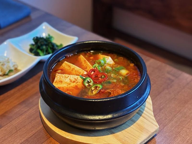 Kimchi Jjigae Prep (Korean Dolsot Stone Pot Cooking)