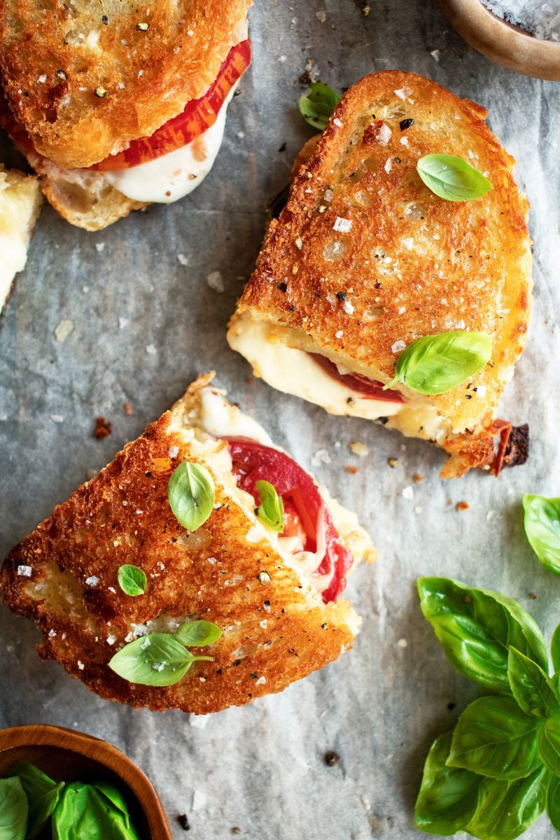 Grilled Cheese and Tomato Sandwich