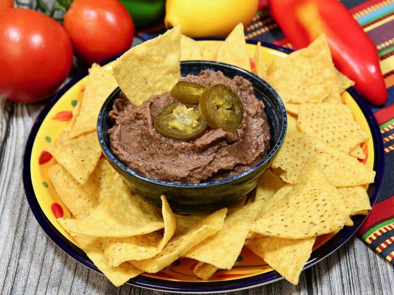 Black Bean Dip with Corn Chips
