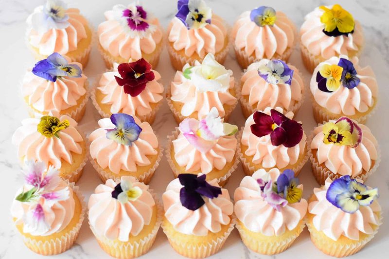 Flower-Topped Cupcakes