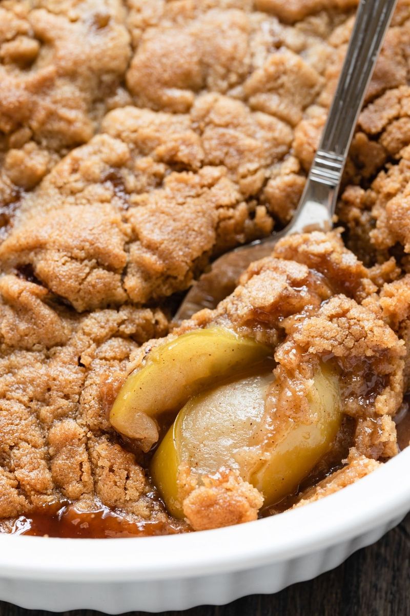 Bake a Cozy Apple Crumble