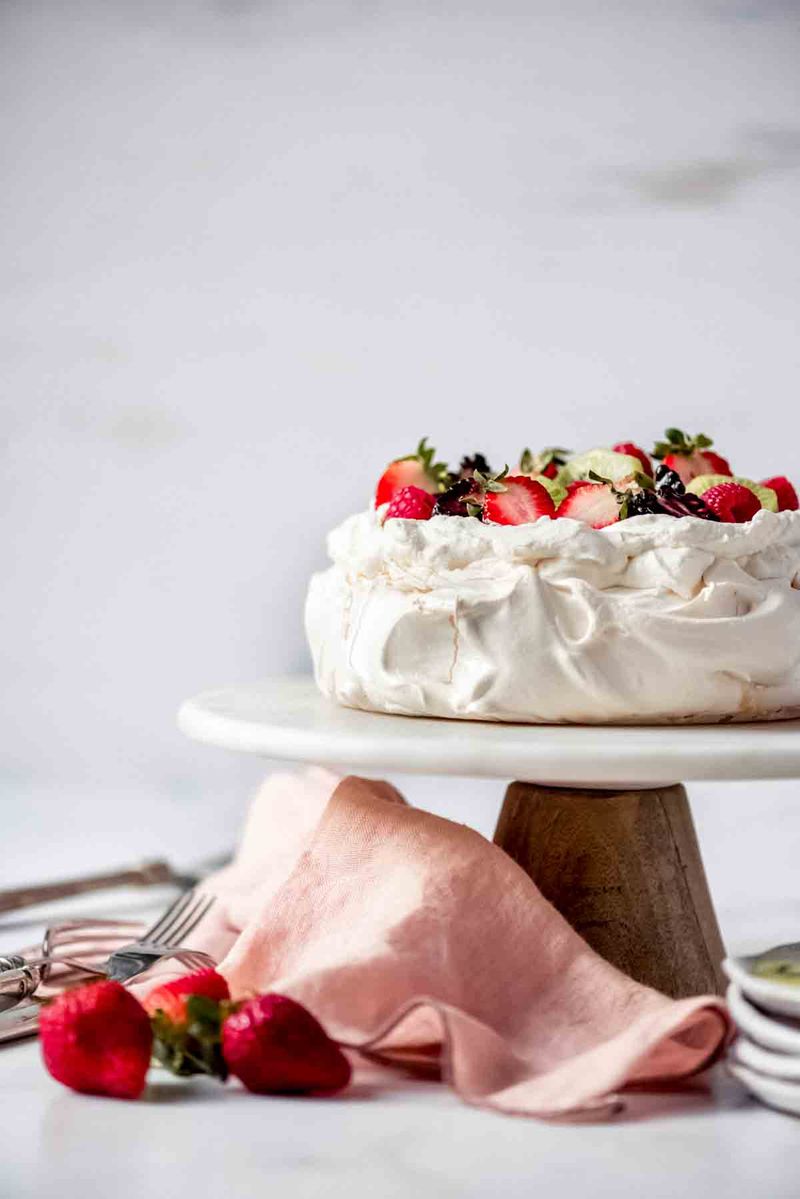 Classic Pavlova