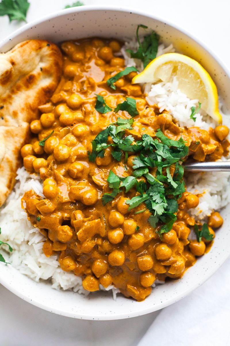 Spicy Chickpea Curry From a Tin