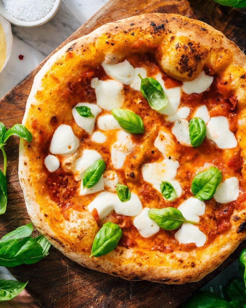 Classic Margherita Pizza