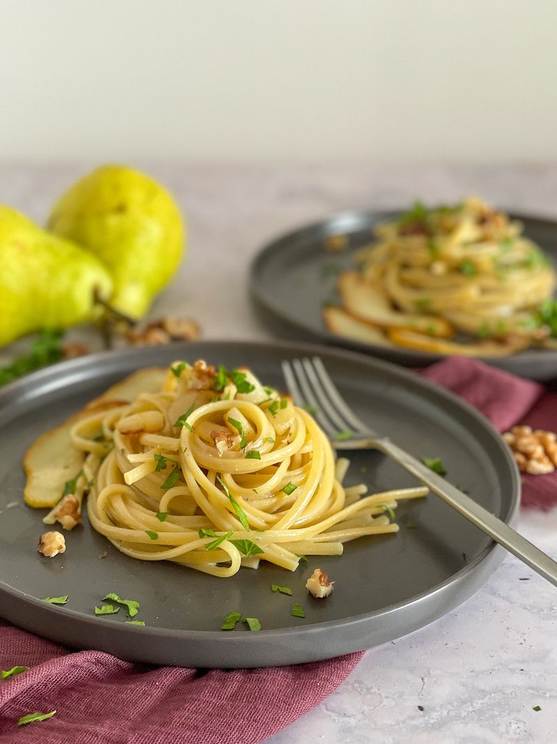 Gorgonzola and Pear Cream Sauce