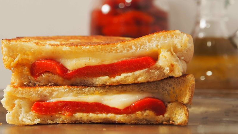 Roasted Pepper Grilled Cheese
