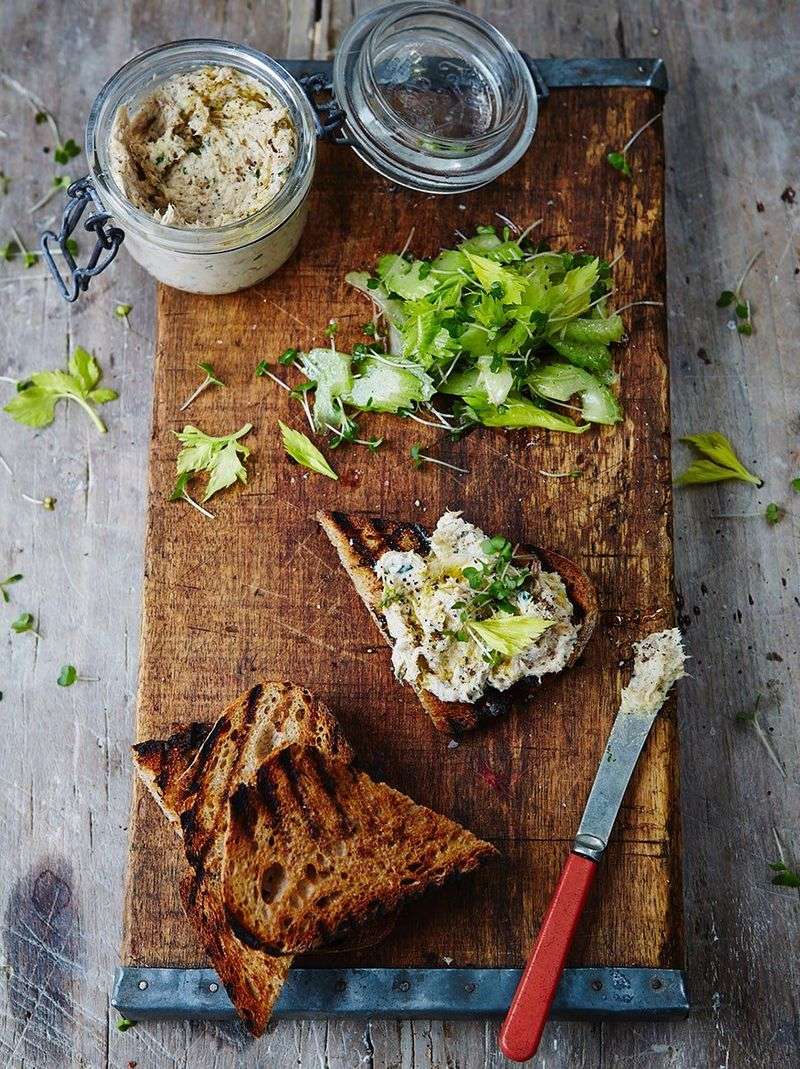 Apple and Smoked Mackerel Pate