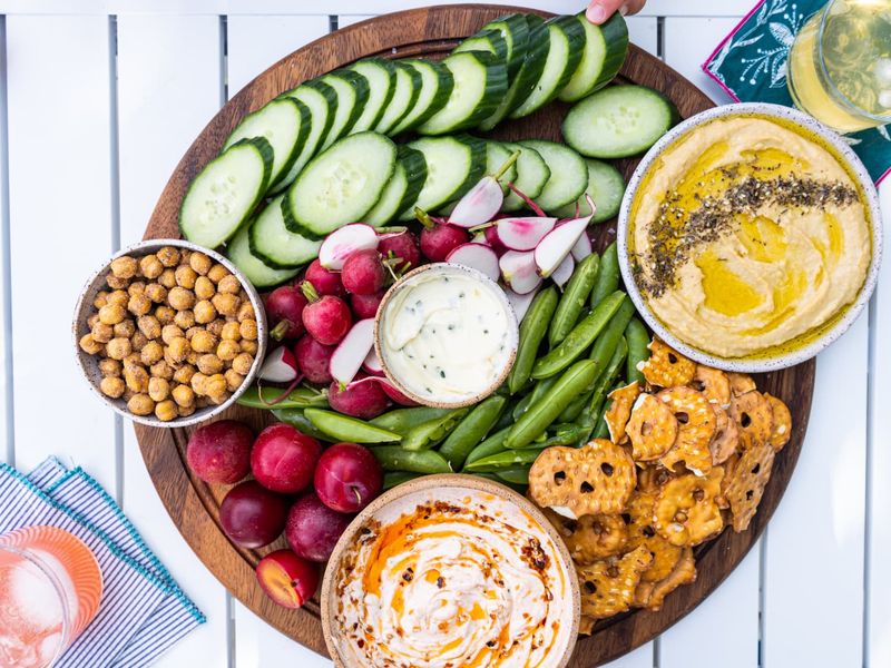 Hummus and Veggie Platter