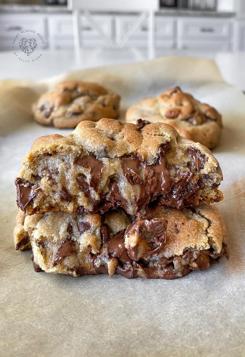 Chocolate Chip Cookies Baking