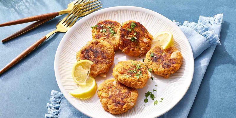 Tinned Salmon Fish Cakes