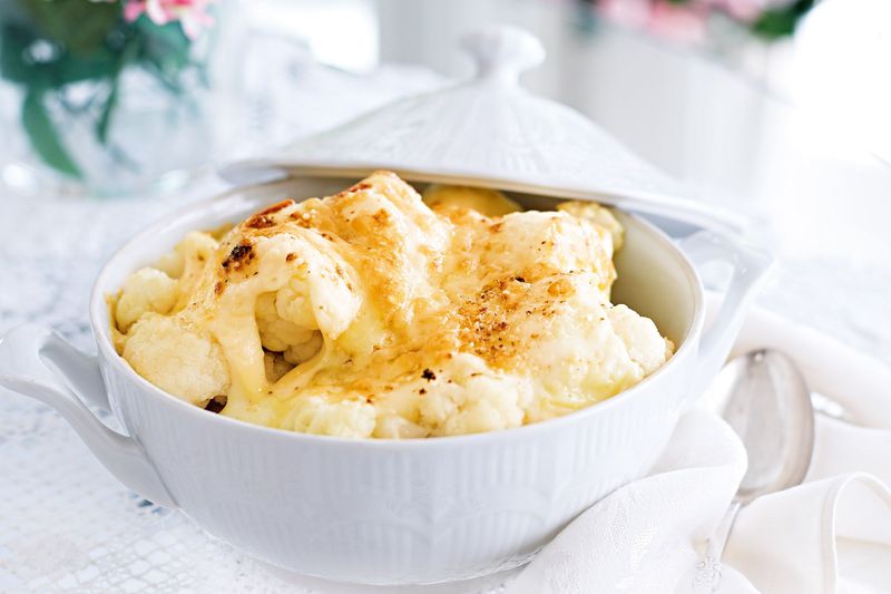 Cheesy Cauliflower Gratin