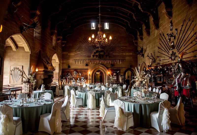 Dinner at a Medieval Banquet, Warwick Castle