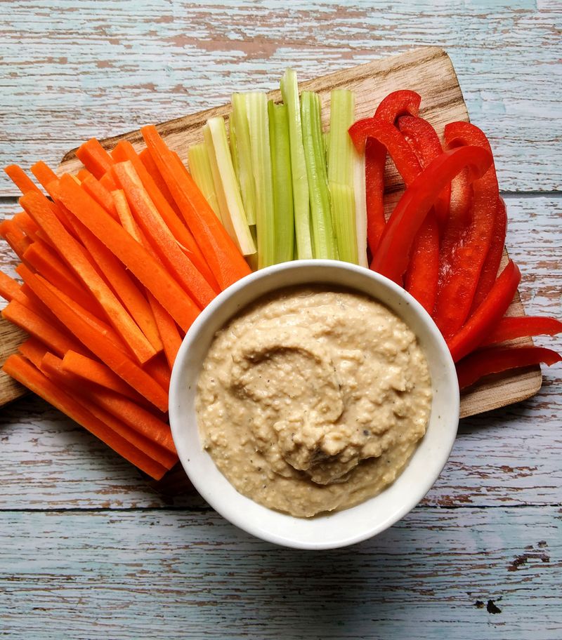 Hummus with Veggie Sticks