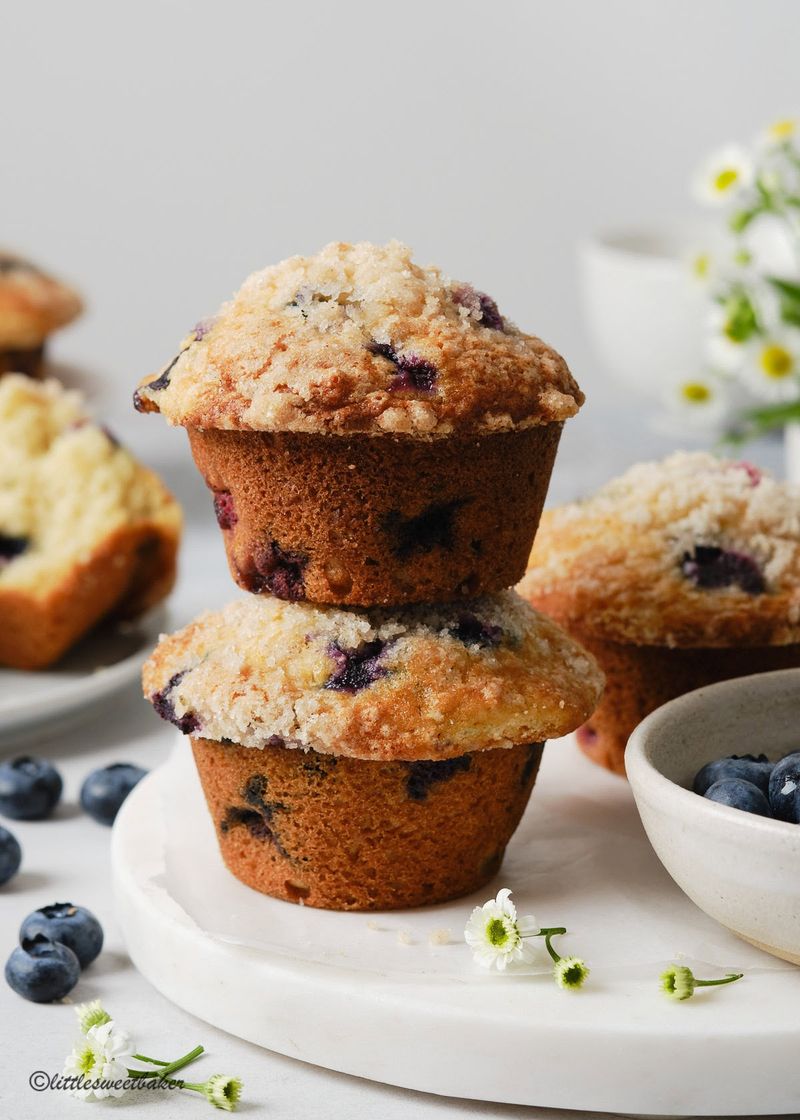 Blueberry Muffins With Streusel Topping