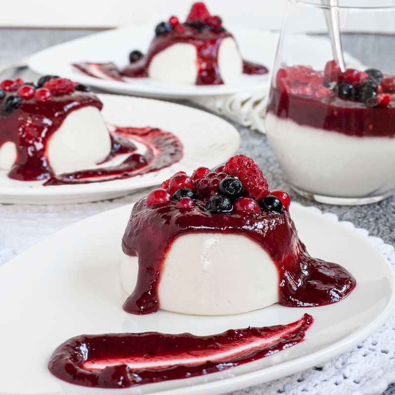 Oat Milk Panna Cotta