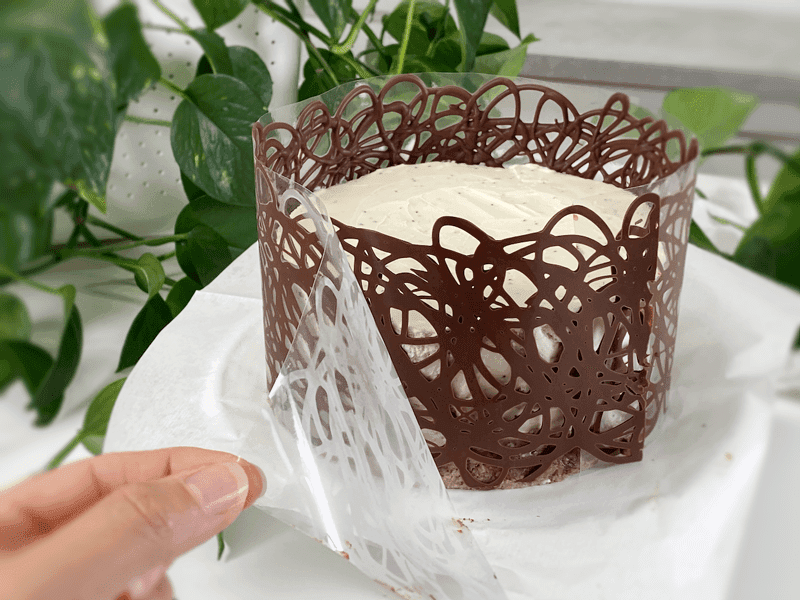 Chocolate Lace Wrap Cake