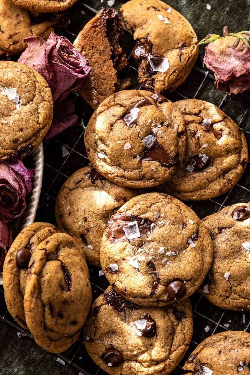 Chocolate Chip Cookies Baking