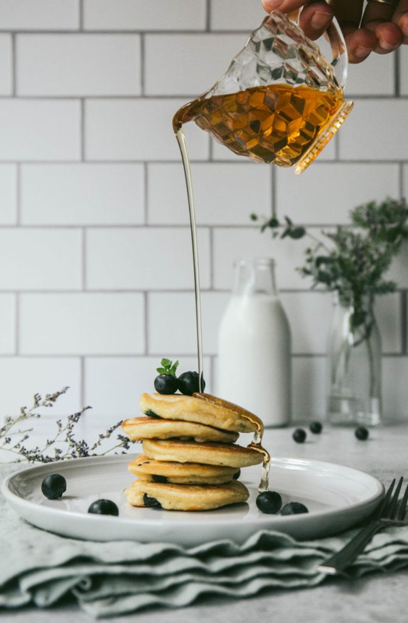 Mini Pancakes with Maple Syrup