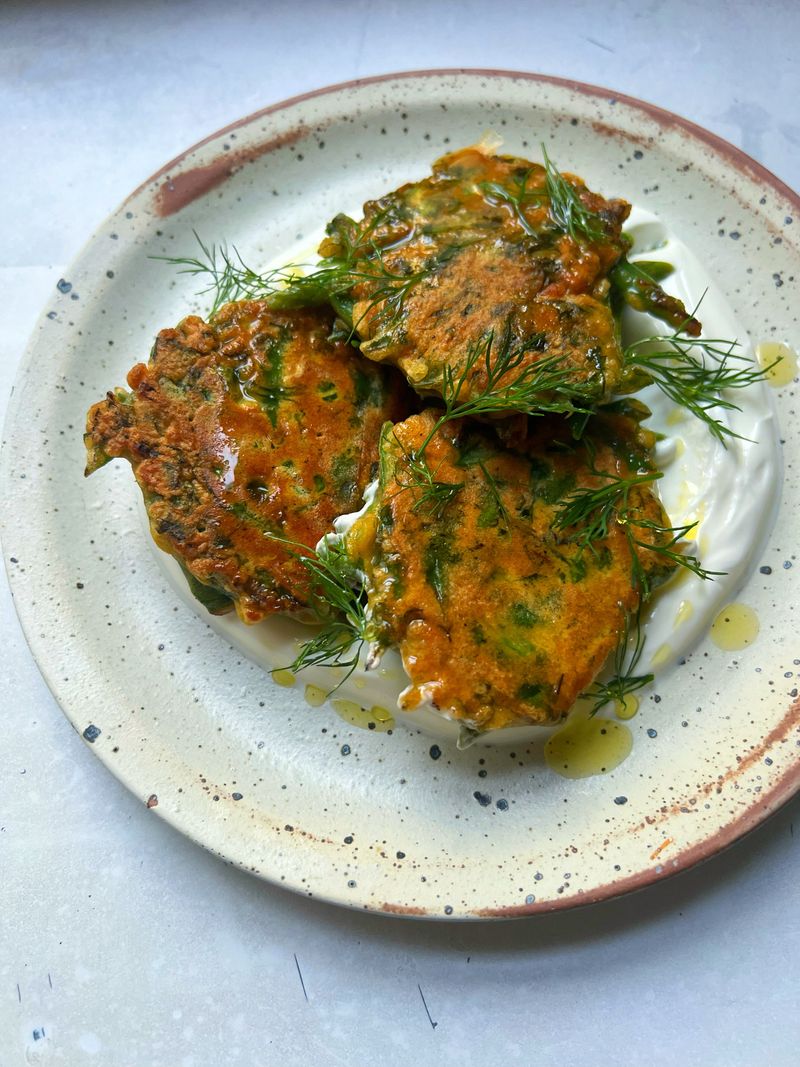Green Bean Fritters With Yogurt Dip