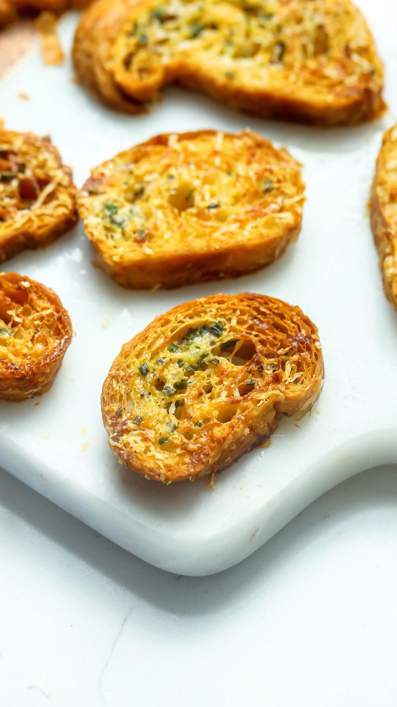 Croissant Chips